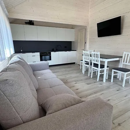 Letniskowe Na Wzgorzu Ferienhaus